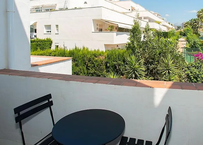 Beautiful And Quiet Family Townhouse In Great Location * 马尔韦利亚