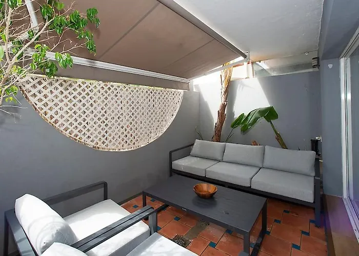 別荘 Beautiful And Quiet Family Townhouse In Great Location