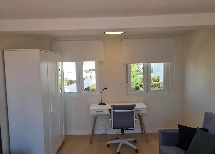 Beautiful And Quiet Family Townhouse In Great Location Ferienhaus Marbella