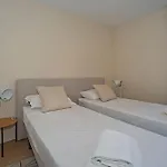 Beautiful And Quiet Family Townhouse In Great Location Holiday home *